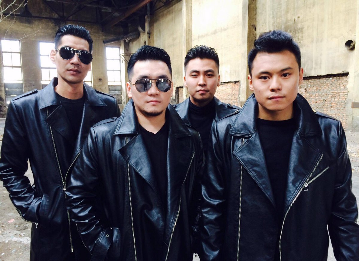 “Бид4” хамтлаг “Хүсэл” дууныхаа клипийг цацлаа